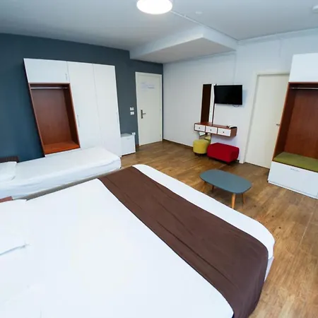 Olivar Tirana Otel 4*