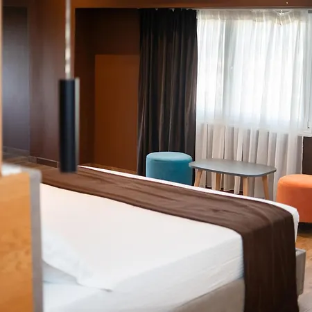 Olivar Tirana Otel