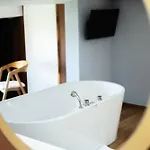 Olivar Tirana 4*