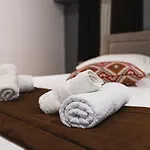 Olivar Tirana Ξενοδοχείο Selitë e Vogël