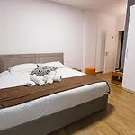 Olivar Tirana