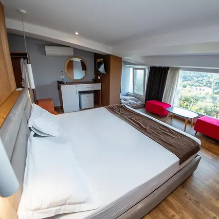 Olivar Tirana Hotel Selitë e Vogël