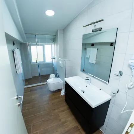 Olivar Tirana 4* Selitë e Vogël