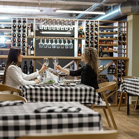 Olivar Tirana Selitë e Vogël