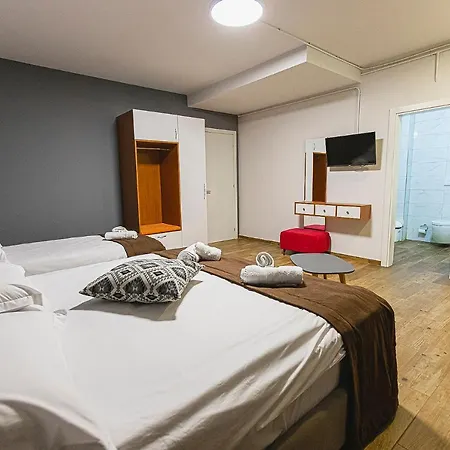 Hotel Olivar Tirana 4*