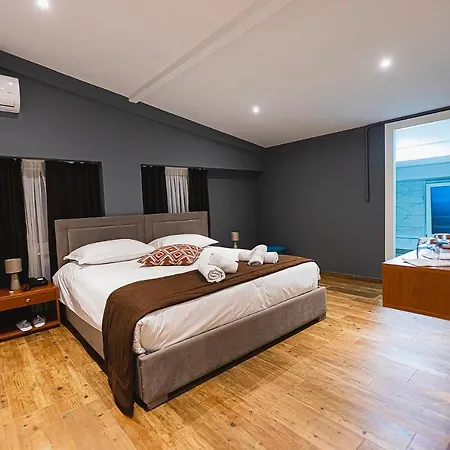 Hotel Olivar Tirana 4*