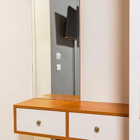 Olivar Tirana 4* Selitë e Vogël